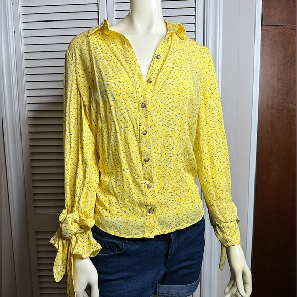 Anthropologie Tops - Anthropologie Maeve Blithe Sprinkle Print Collared Yellow Button Down Blouse